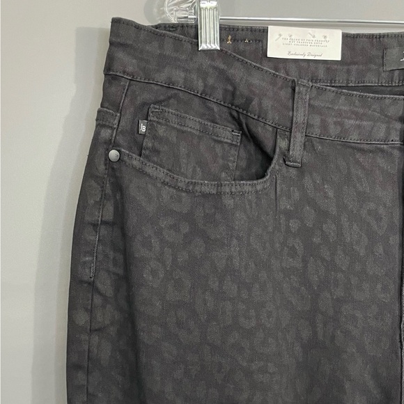 Judy Blue Plus Skinny Fit Black Cheetah Animal Print Jeans NWT - Picture 5 of 12
